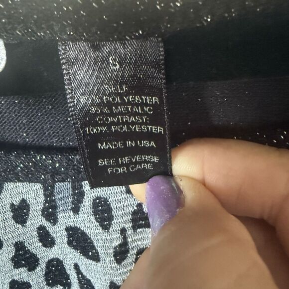 BKE Black Silver Blouse Sz Small Shimmer Leopard  Print Knit Top Holiday Party - Picture 4 of 7